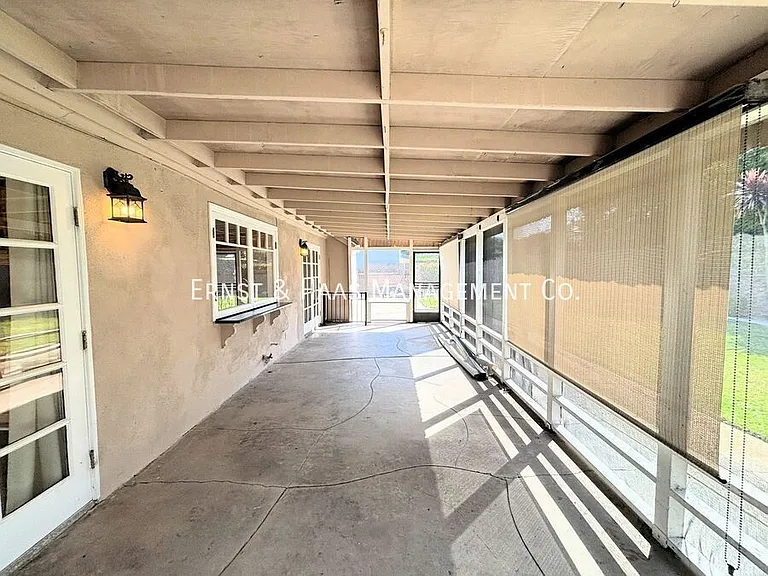 11381 Foster Rd — Photo 26