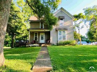 1137 High St, Baldwin City, KS 66006