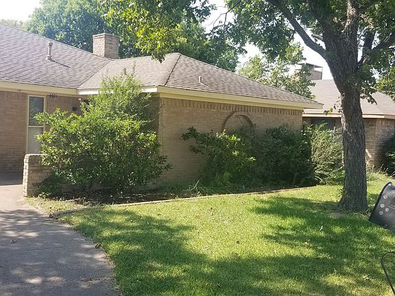 2nd image of 4821 Lomax Dr