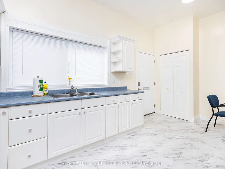 456 Bronson Ave #5 — Photo 28