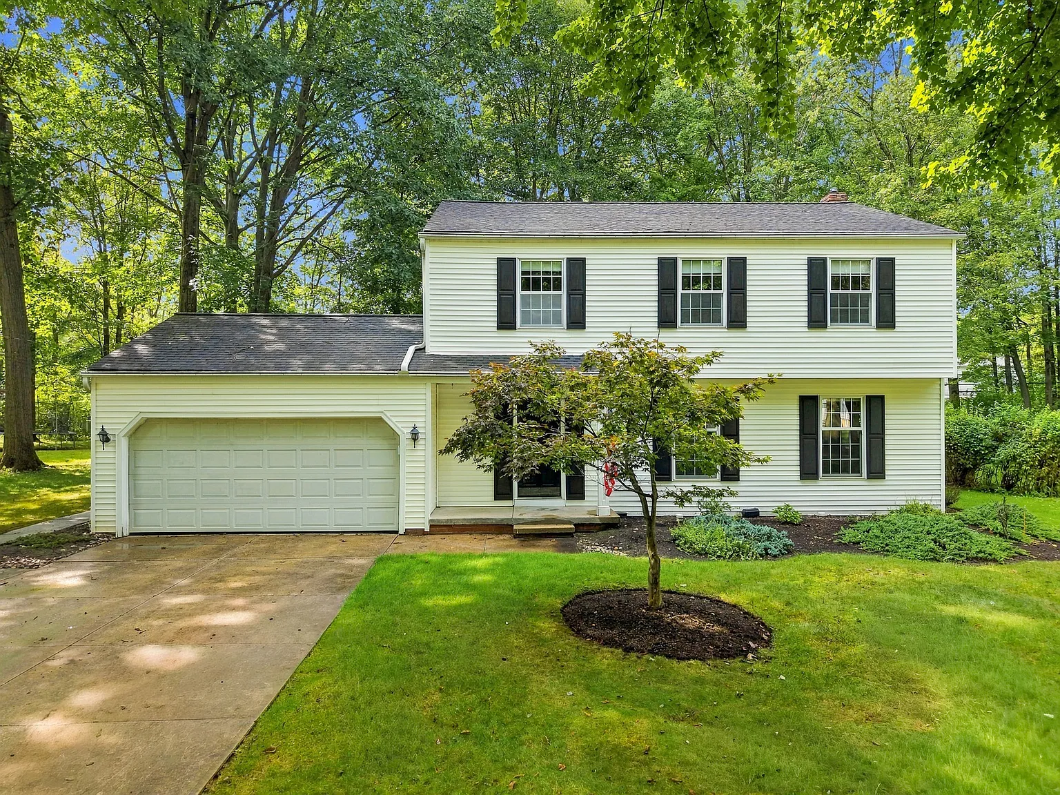 4 bed, 2.5 bath, 1802 sqft, $2,800 — Photo 1