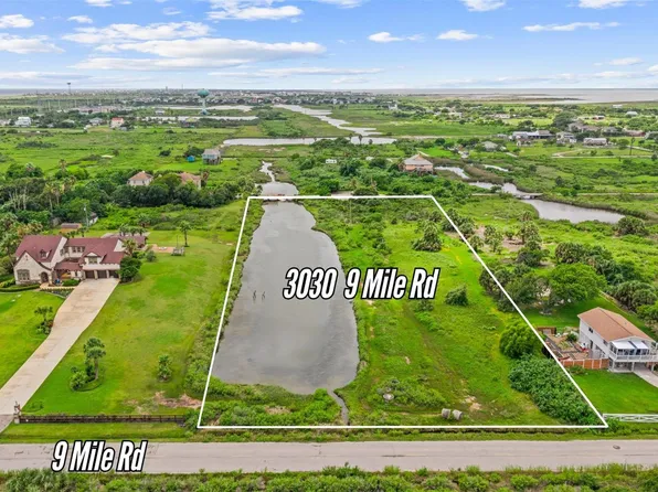 3030 Nine Mile Rd Lot 207, Galveston, TX 77554