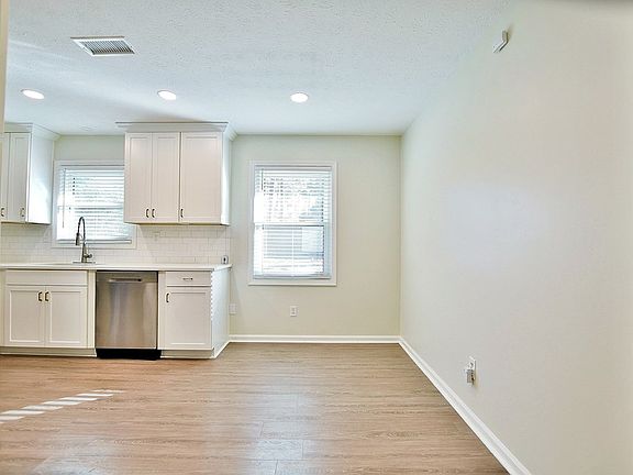 5th image of 8334 Canaan Dr