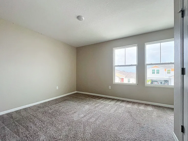 1404 Axel Cir — Photo 10