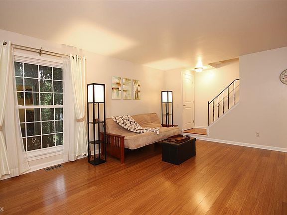 5th image of 44554 N Bunker Hill Dr