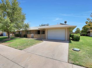 10203 W Royal Oak Rd, Sun City, AZ 85351