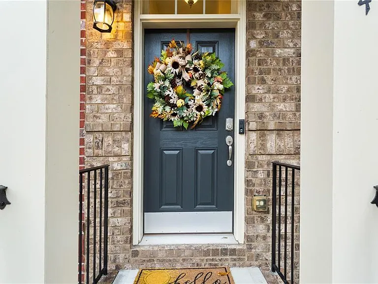 4324 Laurel Creek Ct SE — Photo 2