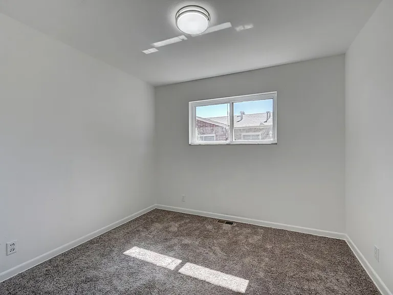 3340 N Glencoe St — Photo 15