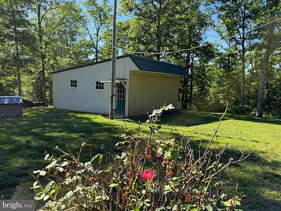 5th image of 750 Hickory Corner Rd