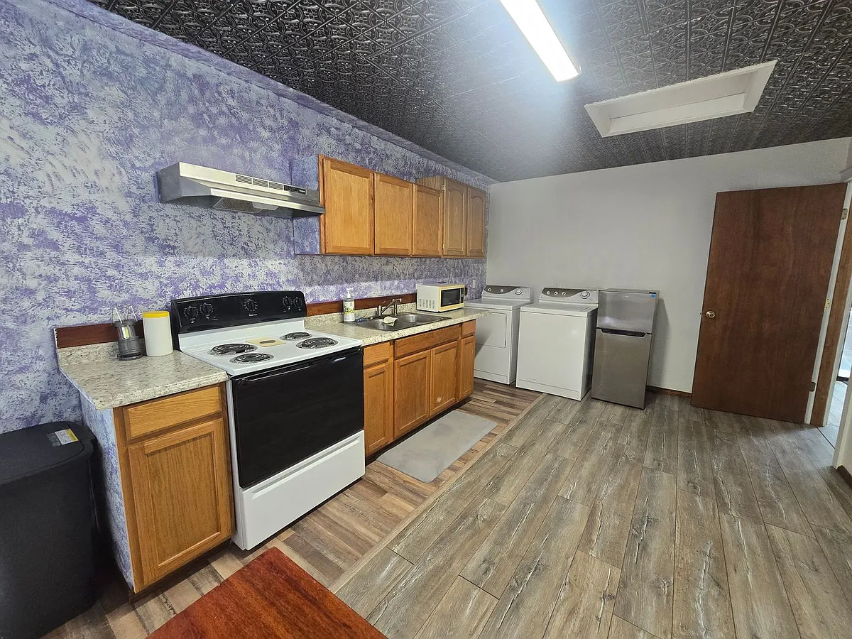 Building Photo - 56 Sunset Ln #B