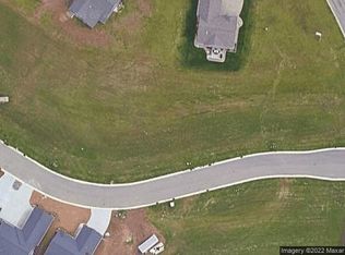 2357 Woodstone Ln SW, Rochester, MN 55902