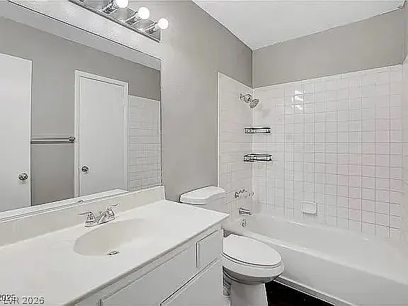 4339 Spencer St #15 — Photo 11