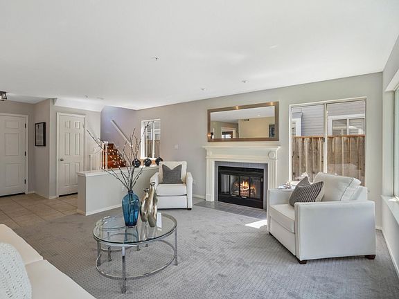 4th image of 201 Thatcher Ln