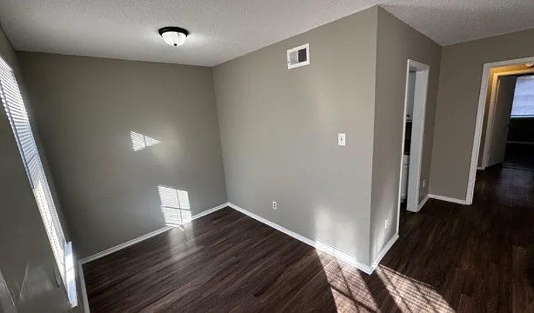 3646 Rhea Ave — Photo 4