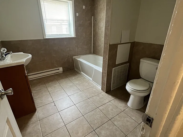 2947 Kip St — Photo 7