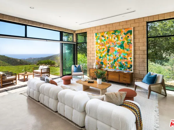 9901 Chumash Trl, Malibu, CA 90265