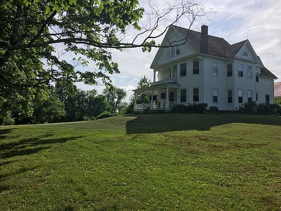 3rd image of 171 Crown Point Rd