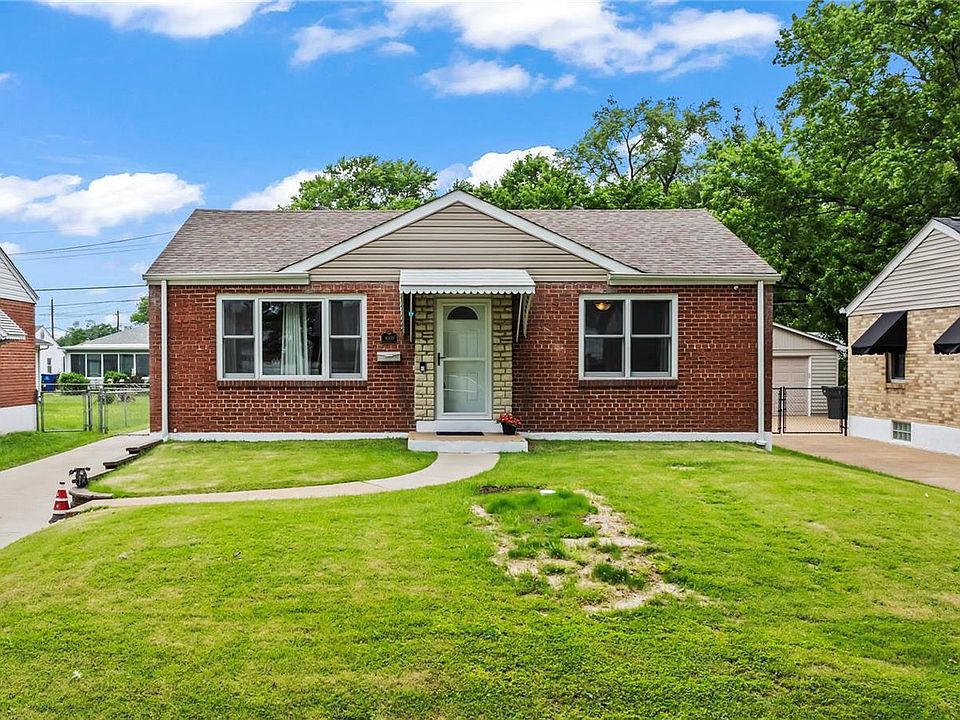 1st image of 8009 Parkwood Dr