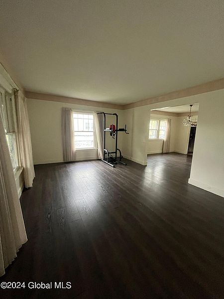 5th image of 243 W Fulton Street