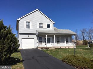 201 Hawthorne Ave, Gilbertsville, PA 19525