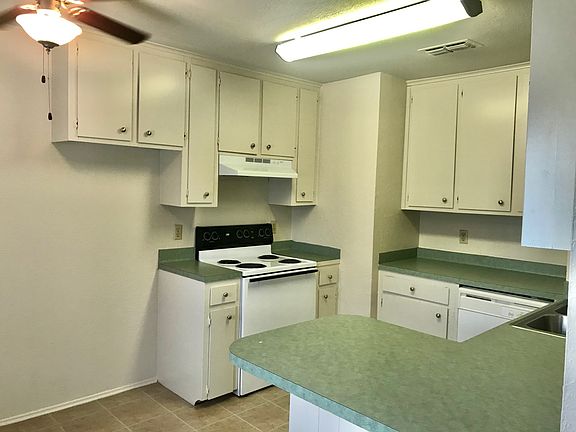3rd image of 117 E Bingham Rd APT A