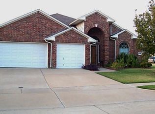 5804 Silver Sage Ln, Grand Prairie, TX 75052