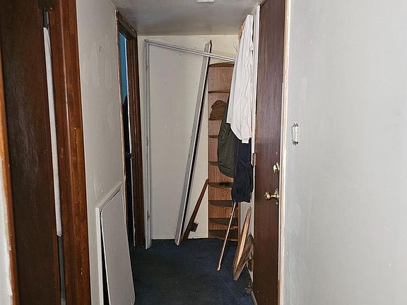 4th image of 622 S 3rd St