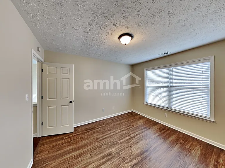 3840 Kirkwood Run NW — Photo 13