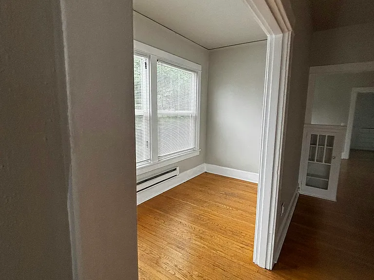 4700 SW Othello St #5 — Photo 6