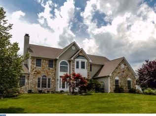 7 Suzanne Ct, Richboro, PA 18954