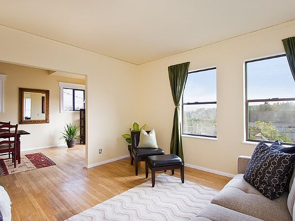 Living room with full views of mountains!