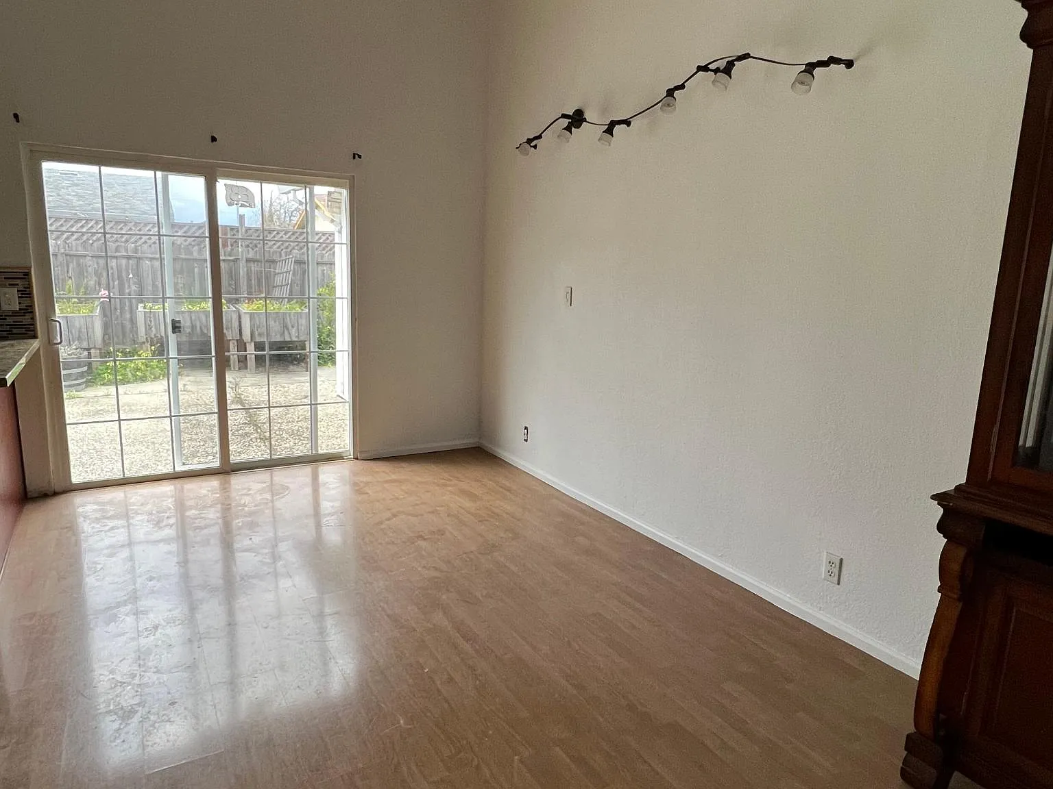 172 Coloma Way — Photo 3