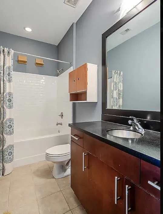 1 bed, 782 sqft, $1,925 — Photo 4