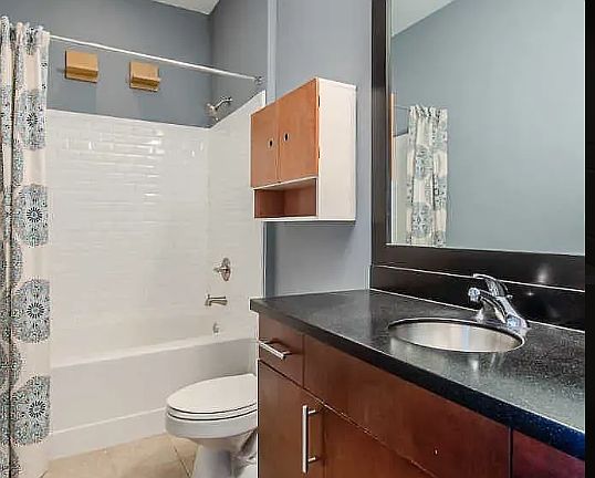4th image of 747 Ralph McGill Blvd NE Unit 322