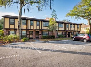 8204 Oxford Forest Dr, Jacksonville, FL 32217