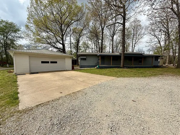 952 Cranfield Rd, Mountain Home, AR 72653