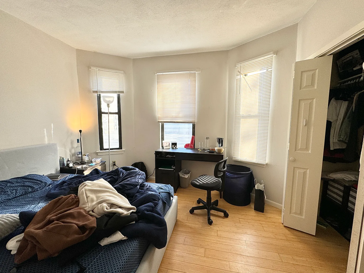 4 bed, 1500 sqft, $5,500 — Photo 4