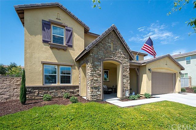 1st image of 32112 Goldeneye Dr