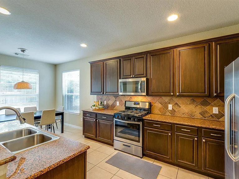10 Caelin Ct — Photo 16