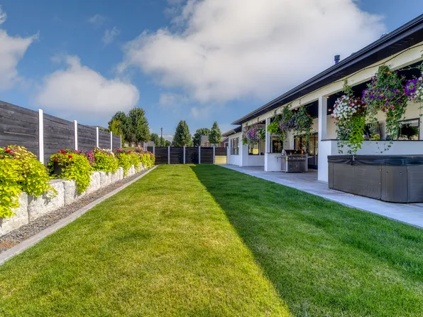 342 Roxy Ln, Walla Walla, WA 99362