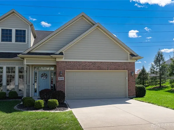 590 Storm Ct, Tipp City, OH 45371