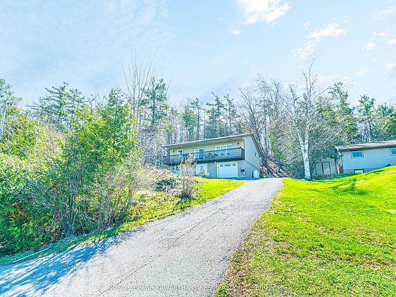 3rd image of 805 Cedar Glen Rd