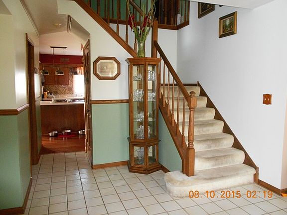 2nd image of 942 S Millwood Dr