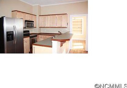 2nd image of 210 Whitson Ave