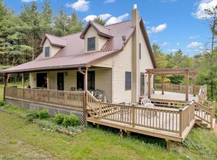 1361 Higley Rd, Lapeer, MI 48446