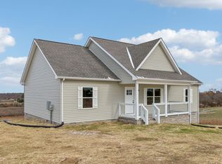 2649 Oak Knob Rd, Lafayette, TN 37083