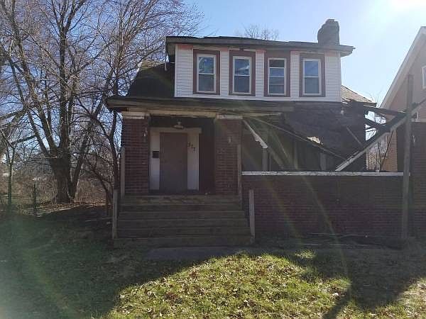 2nd image of 377 Eddy Rd