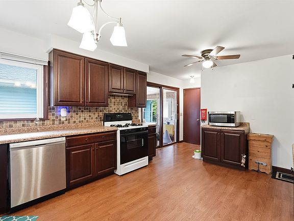 2nd image of 354 Maloney Dr