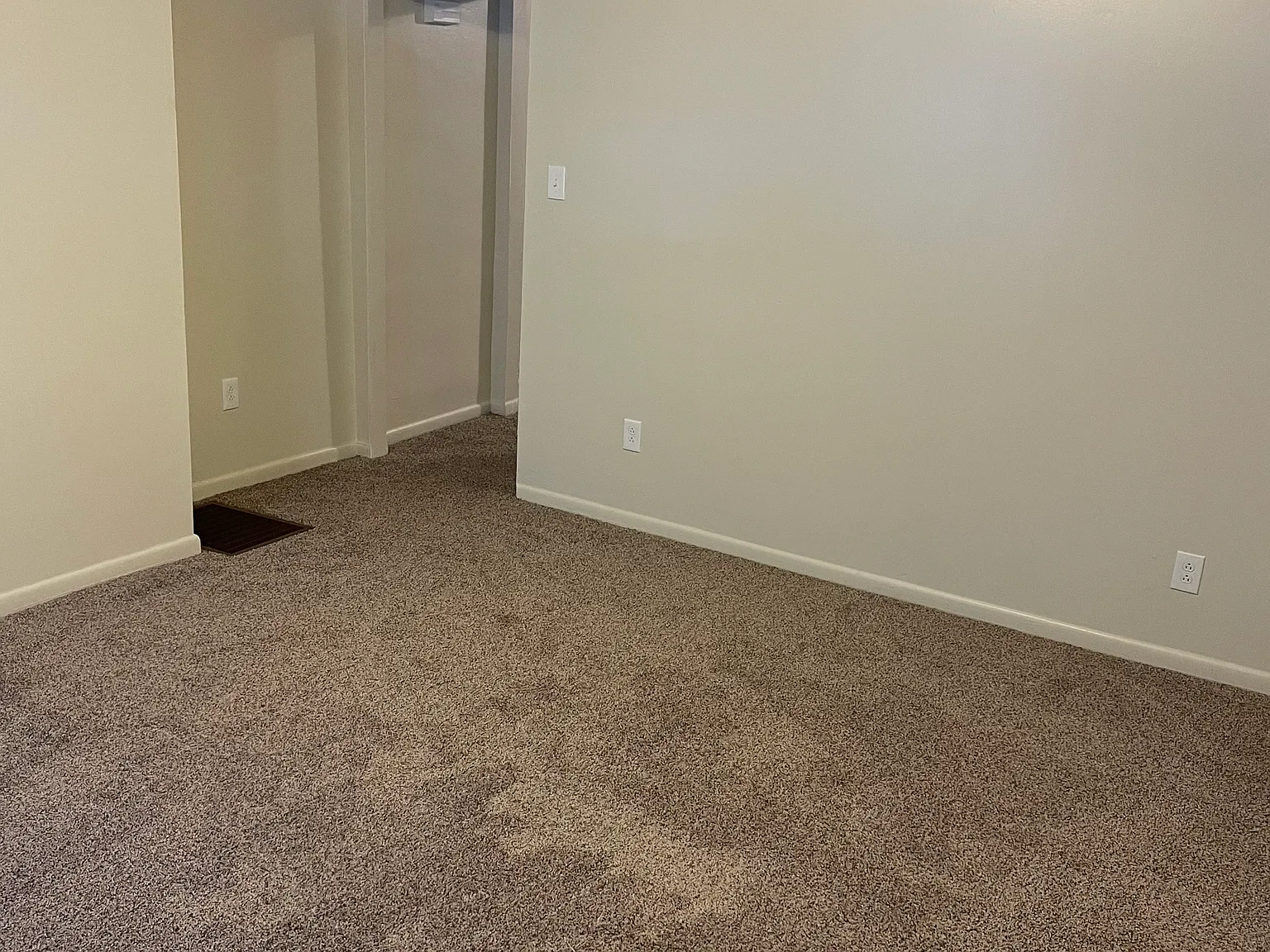 1 bed, $895 — Photo 4