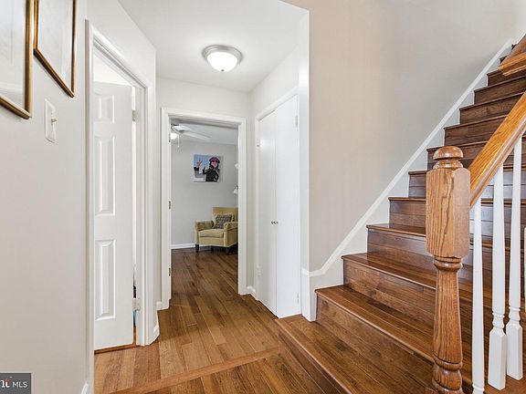 5th image of 14939 Jaslow St